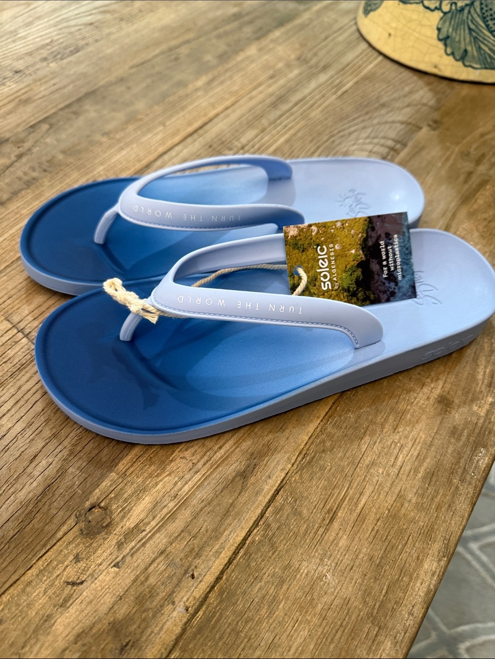 Plant based Flip flops BRAND NEW